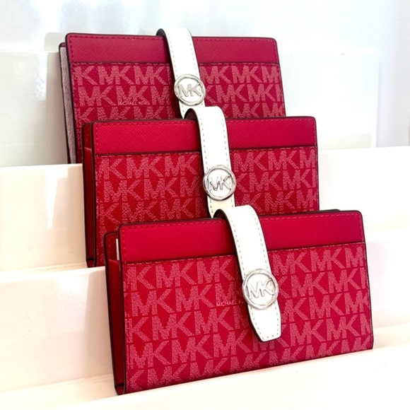 Michael Kors Greenwich Medium Signature Logo Wallet Dark Raspberry Multi (NWT) - Picture 3 of 7